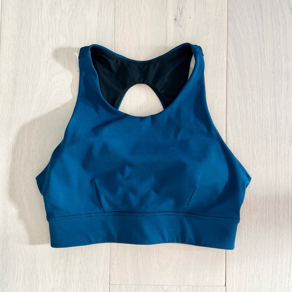 Zelle sports bra